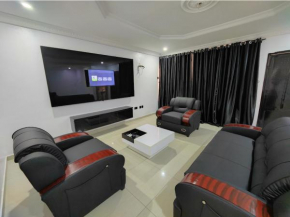Lagos 3 Bedroom Apartment with 24hr Electricity